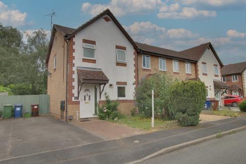 3 bedroom end of terrace house for sale - Tern Gardens, Chatteris