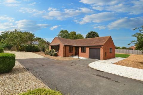 3 bedroom detached bungalow for sale, Sea Dyke Way, Marshchapel DN36 5SX