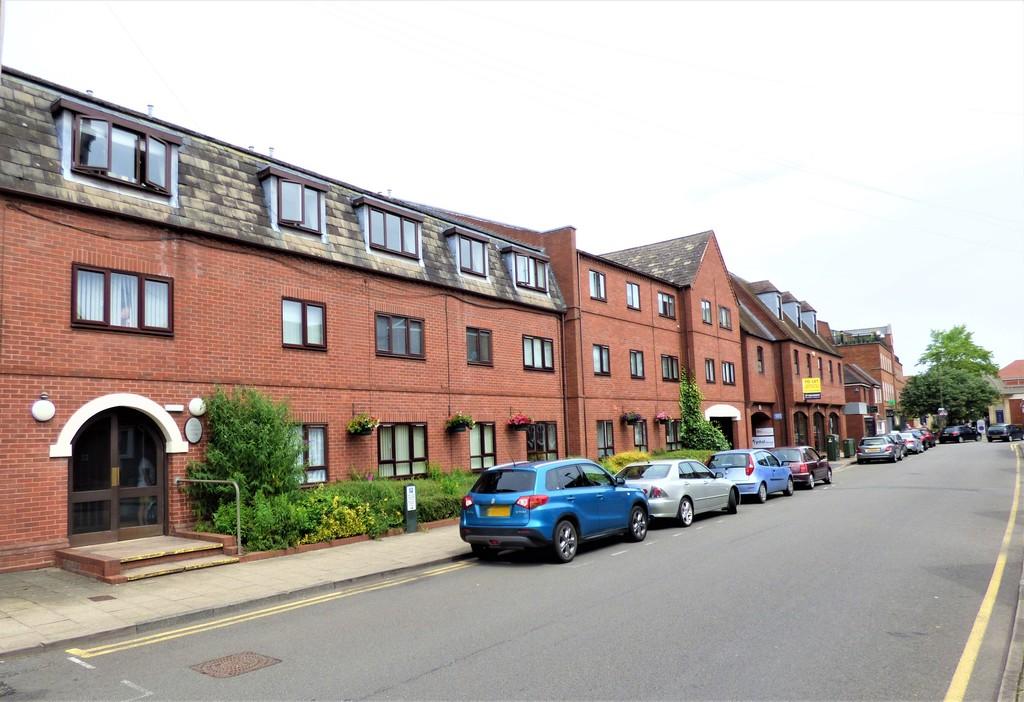 Wade Street, Lichfield 1 bed apartment for sale £85,000