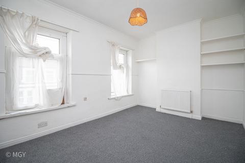 2 bedroom terraced house to rent, Inverness Place, Cardiff