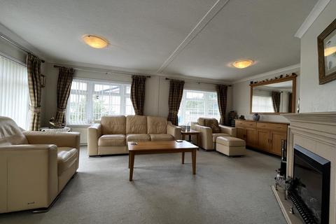 3 bedroom park home for sale, Cledford Lane, Middlewich