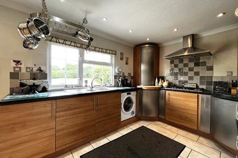 3 bedroom park home for sale, Cledford Lane, Middlewich