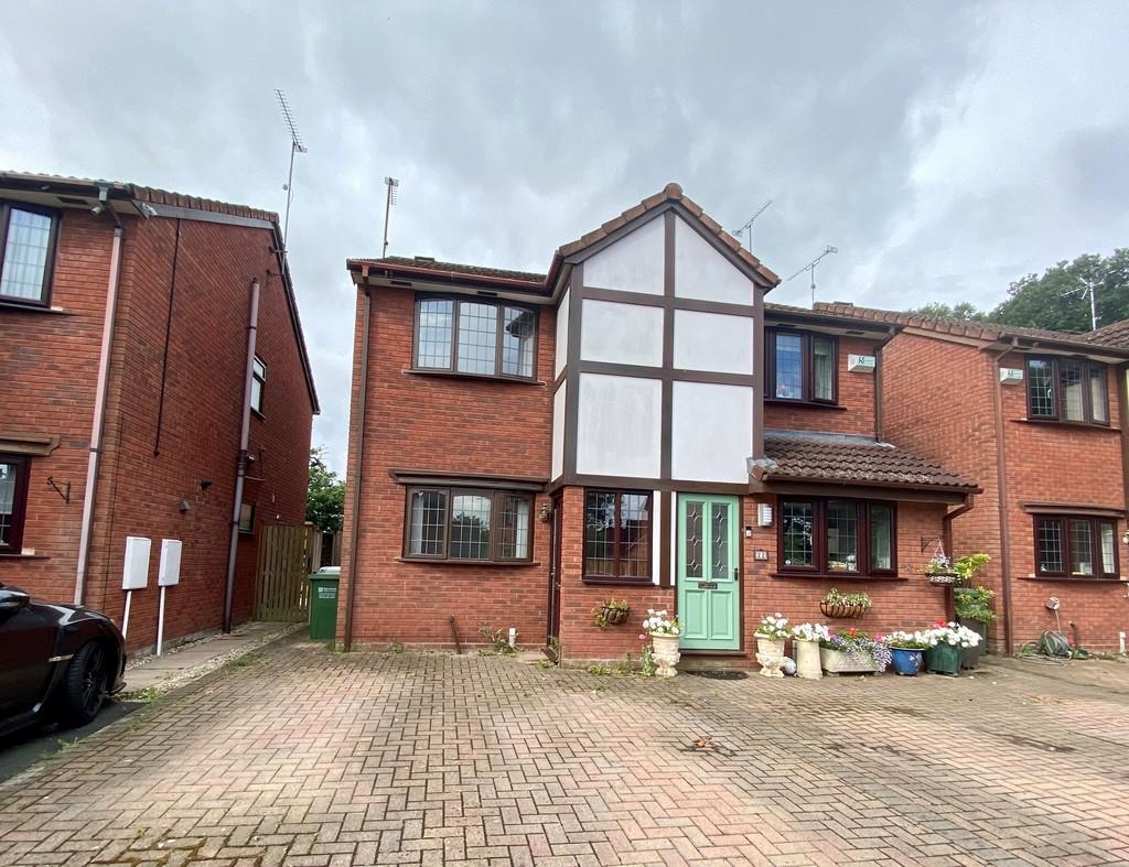 Heathlands, StourportonSevern 2 bed semidetached house for sale £