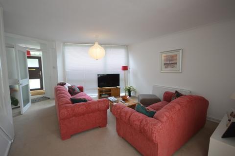 3 bedroom terraced house to rent, Templemere, Weybridge