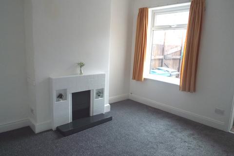 2 bedroom end of terrace house for sale - Thoresby Street, Hull