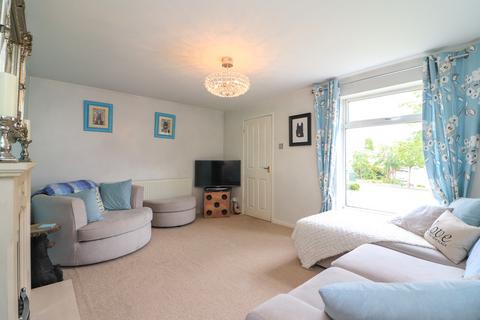 46 Sycamore, Wilnecote, Tamworth, B77 5HB
