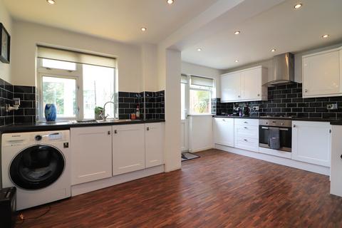 46 Sycamore, Wilnecote, Tamworth, B77 5HB