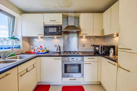 37 Warrior Close, London, SE28 0NL