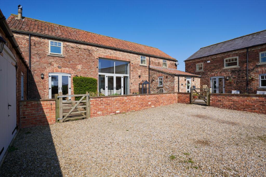 The Granary, Gatenby, Northallerton 4 bed barn conversion - £580,000