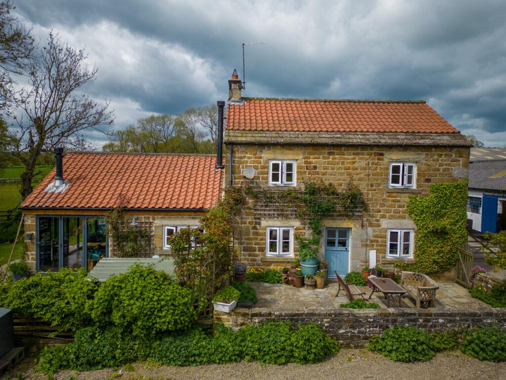 Bogs Hall Farm, Kirkby Malzeard, Ripon 2 bed equestrian property £950,000