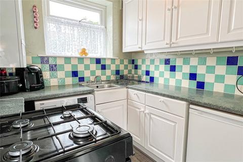 53 Whitegate Road, Chadderton, Oldham, OL9 9PW