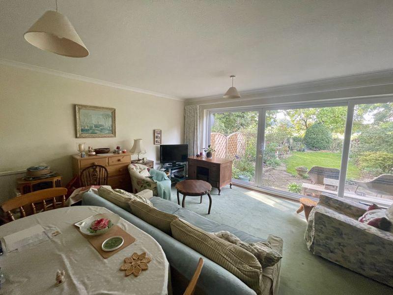 Wooburn Manor Park, High HP10 3 bed terraced house £485,000