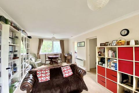 2 bedroom apartment for sale, Graydon Court, Blackroot Road, Four Oaks, Sutton Coldfield, B74 2RU