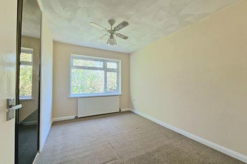 2 bedroom flat for sale, Marlborough Court, Churchill Newhaven