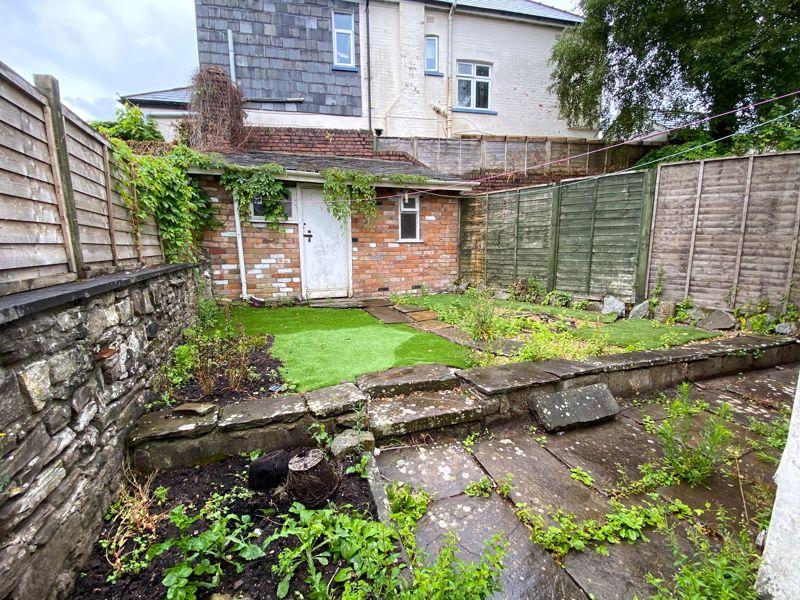 Photo 12