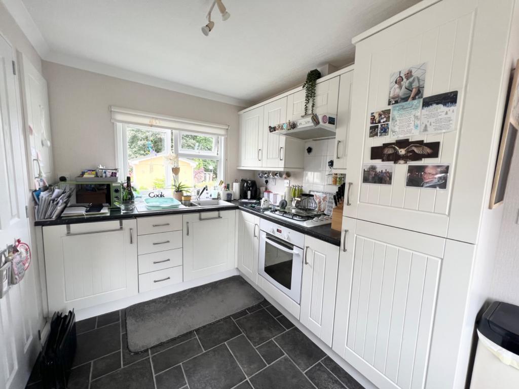 Church Farm Close, Dibden, Southampton, Hampshire, SO45 2 bed mobile