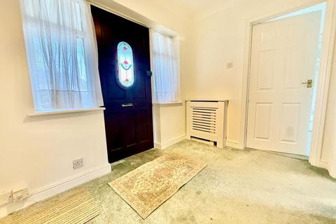 2 bedroom bungalow for sale, Cringle Avenue, Hengistbury Head