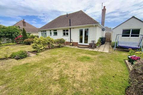 2 bedroom bungalow for sale, Cringle Avenue, Hengistbury Head