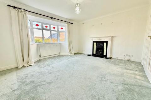 2 bedroom bungalow for sale, Cringle Avenue, Hengistbury Head
