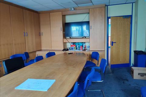 Serviced office to rent, Dalmeyer Road,Unit 28, Cygnus Business Centre