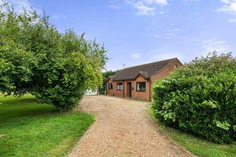 3 bedroom detached bungalow for sale - Broad Drove West, Tydd St Giles, Wisbech, Cambs, PE13 5NU