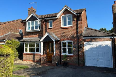 21 Canons Way, Steyning, BN44 3SS