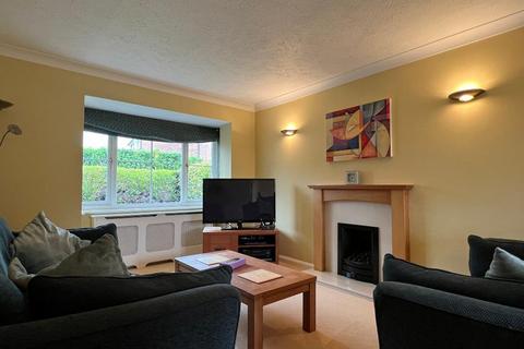 21 Canons Way, Steyning, BN44 3SS
