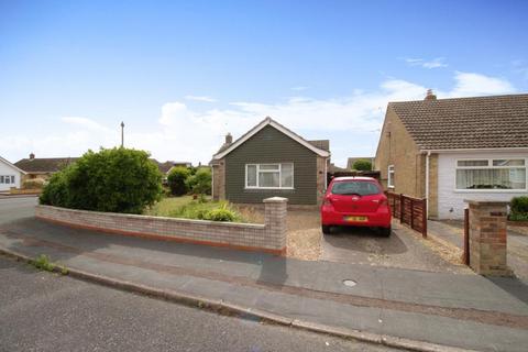 2 bedroom detached bungalow for sale - St Olaves Drive, Eye, Peterborough, PE6 7XS