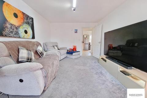 3 bedroom detached house for sale - Ffordd Cadfan, Brackla, Bridgend, CF31 2DR