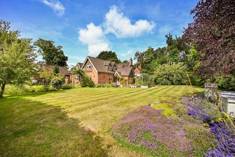 5 bedroom detached house for sale, Henley Road, Maidenhead, SL6