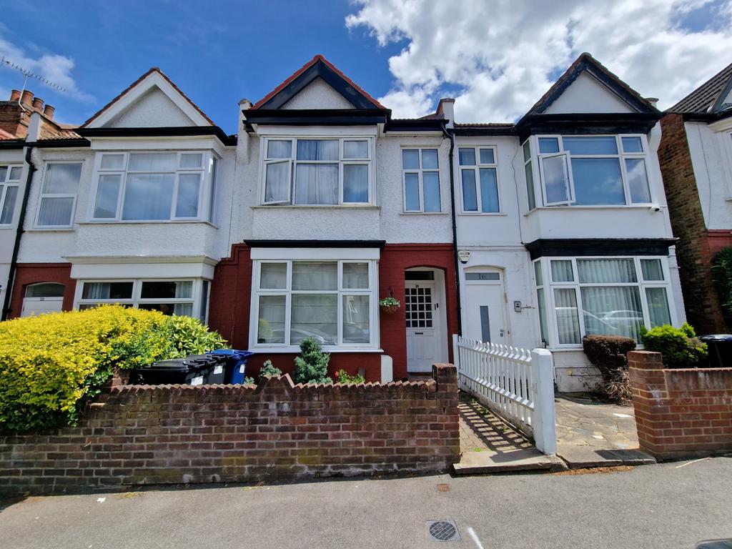A lovely 4 bedroom mid terrace family home