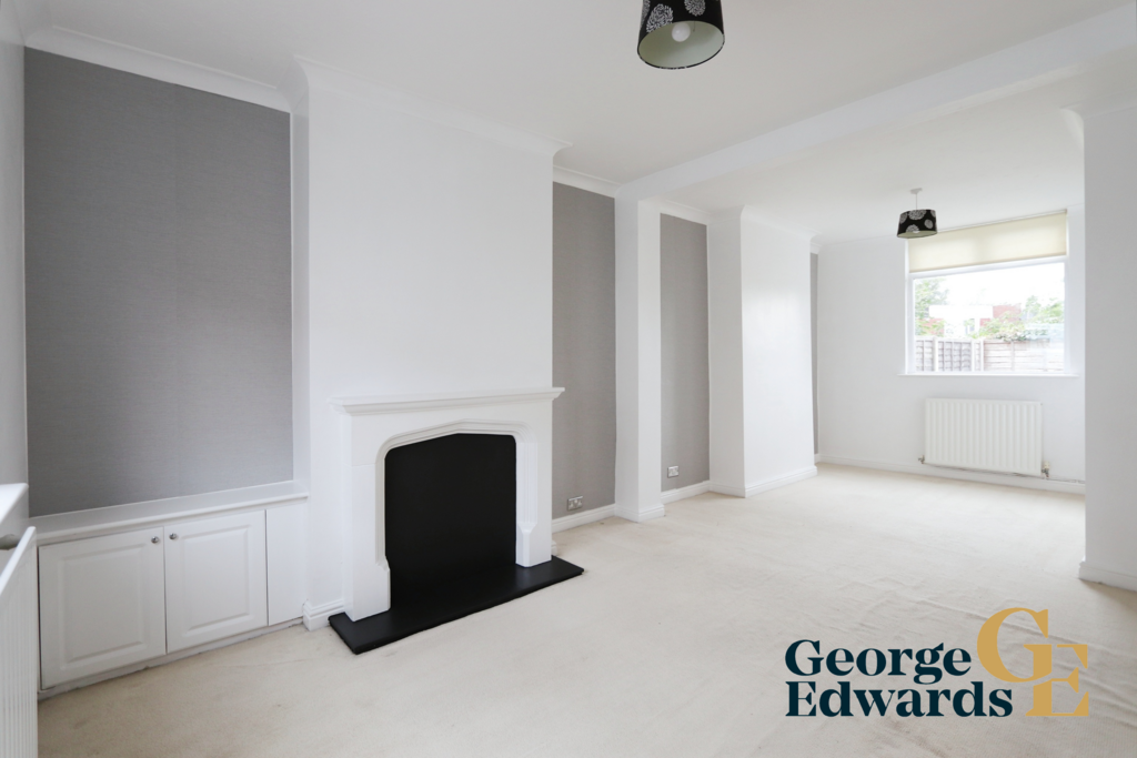 Shelton Street Wilnecote Tamworth B77 5 2 bed semidetached house £