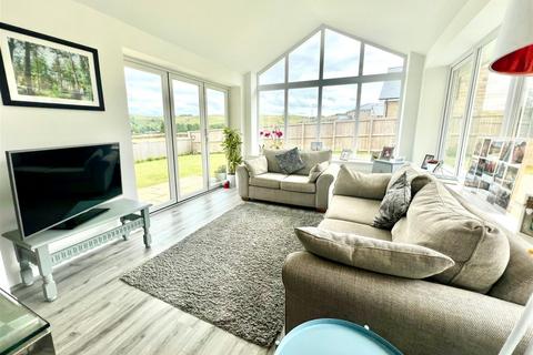 5 bedroom detached house for sale, Boshaw View, Hade Edge, Holmfirth, HD9 2TZ