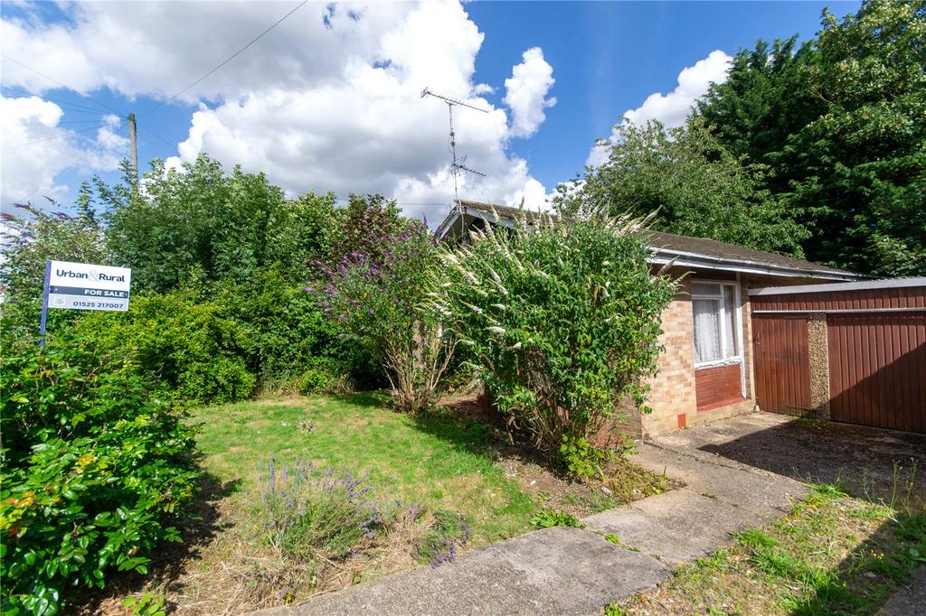 Linslade, Leighton Buzzard LU7 2 bed bungalow for sale £350,000