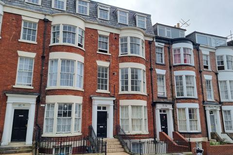 2 bedroom flat to rent, 68 North Marine Road