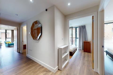 3 bedroom apartment to rent, 80 Back Church Lane, Twyne House Apartments, London
