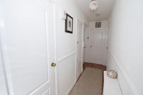 2 bedroom flat for sale, Greens Place, South Shields