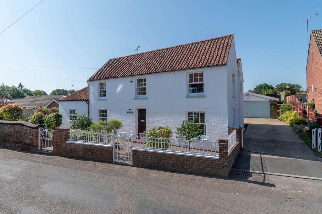 Eastgate Street, North Elmham, NR20 5 bed detached house for sale £