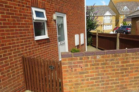 15 Armada Close, Littlestone, New Romney, TN28 8XA