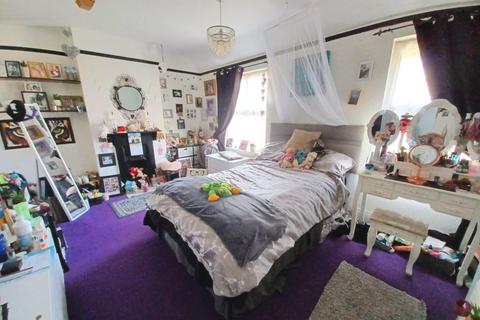 7 Broadmere, Dursley, GL11 6PW