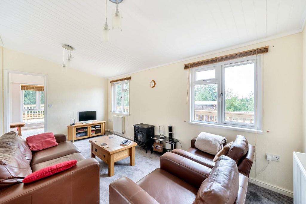Dalton Bridge, Dalton, Thirsk 3 bed park home for sale £200,000