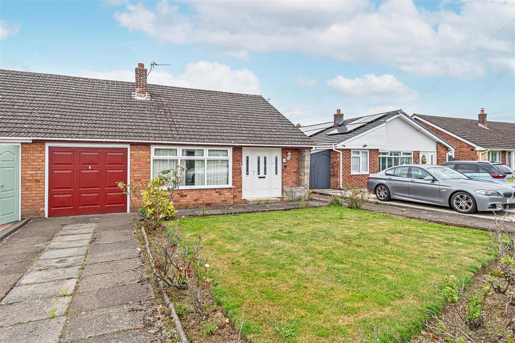 Oakmere Drive Penketh Warrington 3 Bed Semi Detached Bungalow For