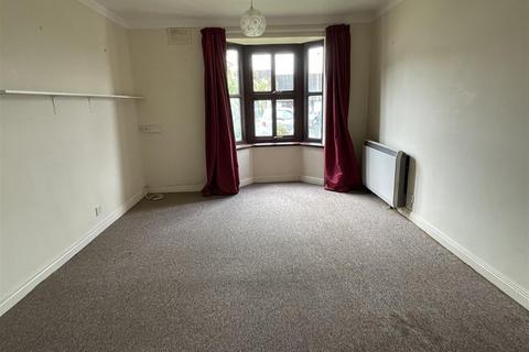 2 bedroom apartment for sale, Chisholme Close, St. Austell