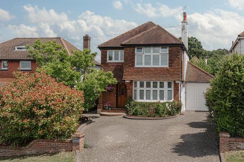 5 Oak Hill, Epsom, KT18 7BU