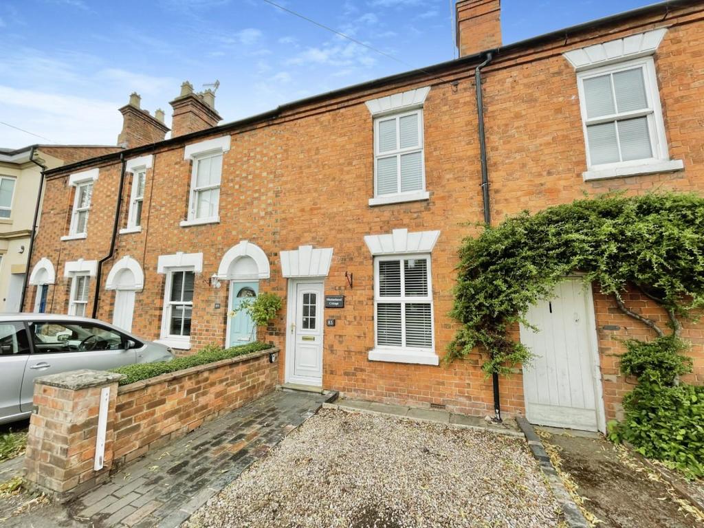 Shipston Road, StratforduponAvon 2 bed terraced house for sale £280,000