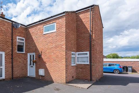 53 Branton Close, Basingstoke, RG22 6UN