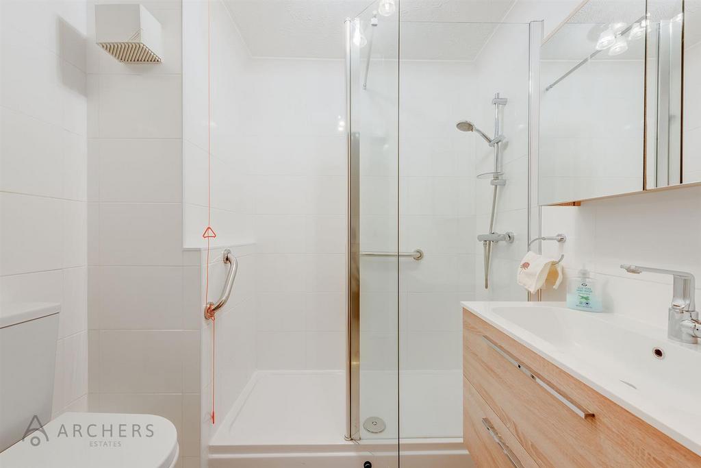 16 Kings Court(Interior)(13of16).jpg