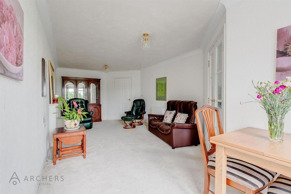 16 Kings Court(Interior)(8of16).jpg