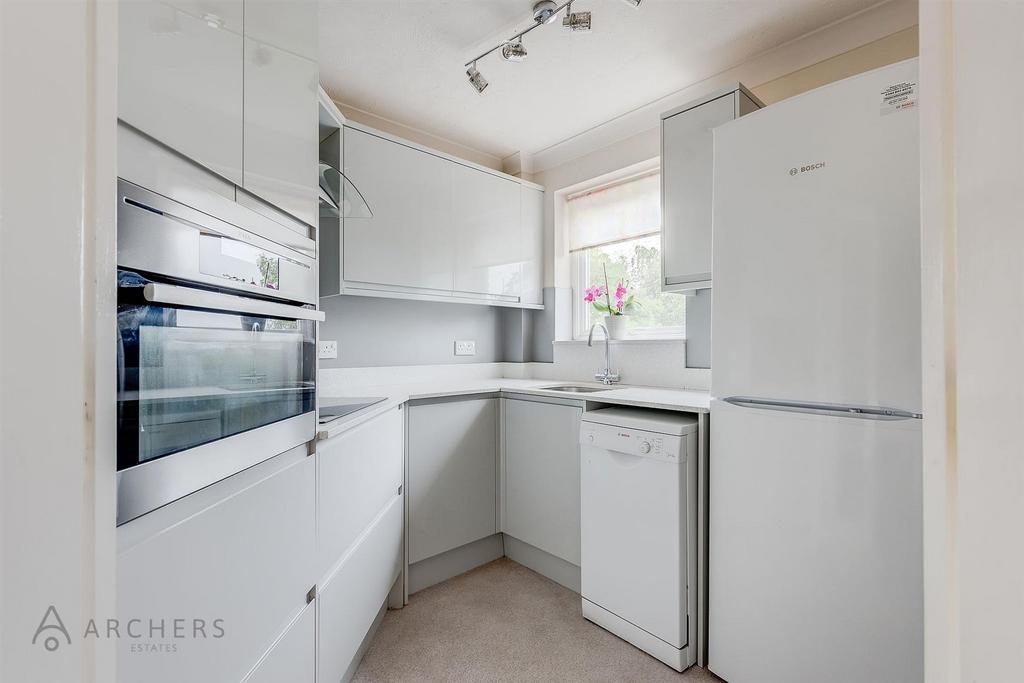 16 Kings Court(Interior)(7of16).jpg