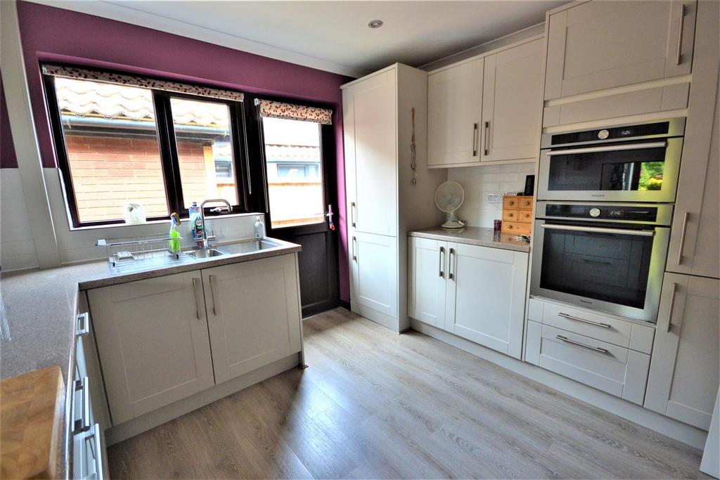 Manor Road, Dengie 3 bed detached bungalow for sale £495,000